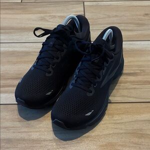 Brooks Men's Black ghost 15 size 11 Shoes
